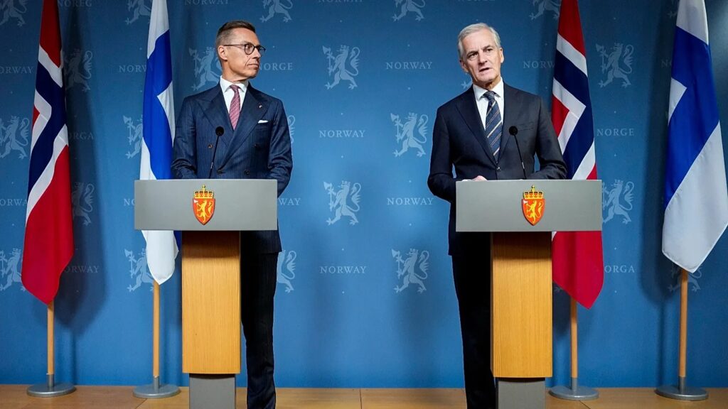 Líderes da Finlândia e Noruega em contexto diplomático internacional