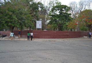 Vista do Jardim-Parque Popular em Nampula onde decorriam as obras da Praça do Metical